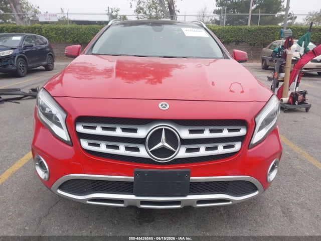 WDCTG4EB9KU019307 Mercedes-Benz GLA 250