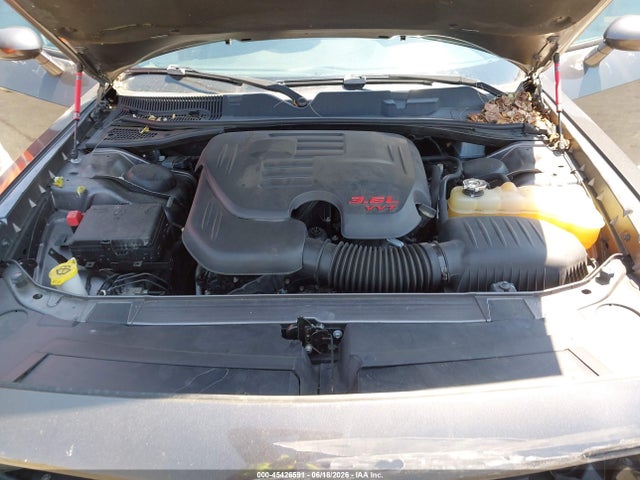2C3CDZAG0JH209516 Dodge Challenger Sxt