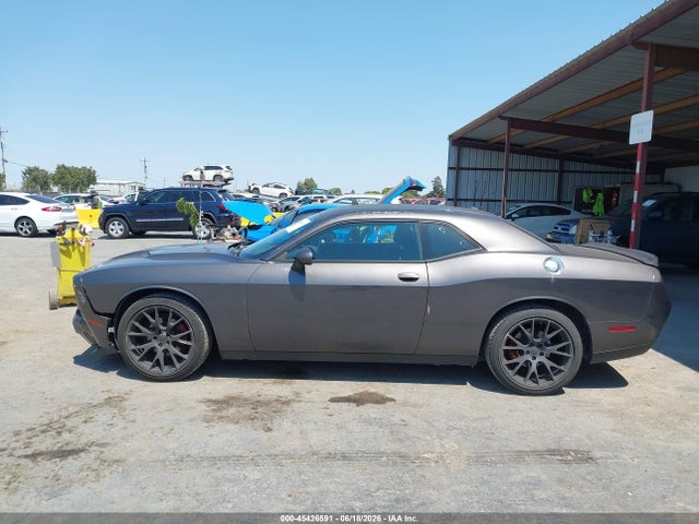 2C3CDZAG0JH209516 Dodge Challenger Sxt