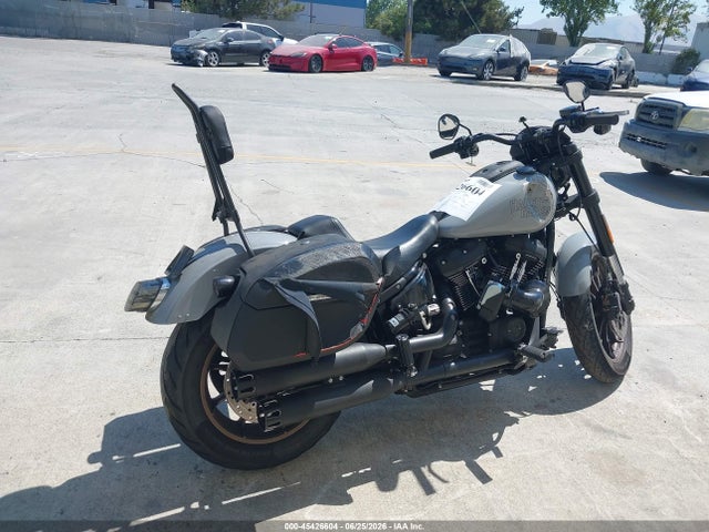 Harley-Davidson FXLRS 2024 1HD1YWZ2XRB021068 Image 4