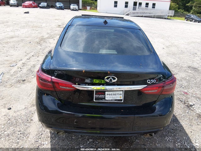 45426614 :رقم المزاد ، JN1CV7AP7JM240601 vin ، 2018 Infiniti Q50 2.0t Luxe مزاد بيع