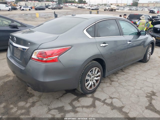 1N4AL3AP4FN893252 Nissan Altima 2.5 S