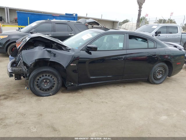 2C3CDXHGXEH303290 Dodge Charger Sxt 100th Anniversary