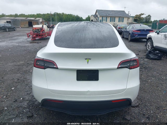 45426763 :رقم المزاد ، 7SAYGDED7RF112586 vin ، 2024 Tesla Model Y Long Range Single Motor Rear-wheel Drive/rwd مزاد بيع