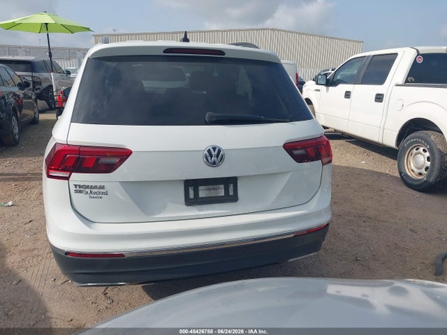 2021 Volkswagen Tiguan 2.0t Se/2.0t Se R-line Black/2.0t Sel მანქანა იყიდება აუქციონზე, vin: 3VV3B7AX8MM070880, აუქციონის ნომერი: 45426788