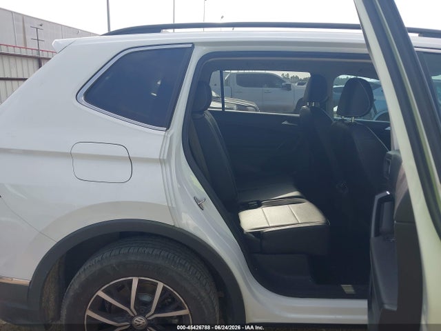 2021 Volkswagen Tiguan 2.0t Se/2.0t Se R-line Black/2.0t Sel მანქანა იყიდება აუქციონზე, vin: 3VV3B7AX8MM070880, აუქციონის ნომერი: 45426788
