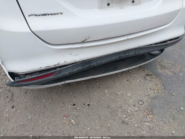 Ford FUSION S 2018 3FA6P0G78JR257102 Image 16