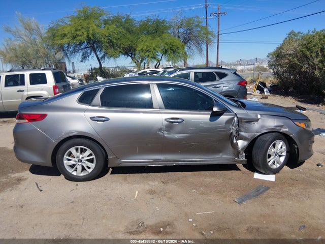 KIA Optima Lx 2018 5XXGT4L3XJG222502 Image 12