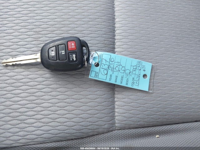 Toyota COROLLA LE 2016 5YFBURHE4GP406137 Image 11