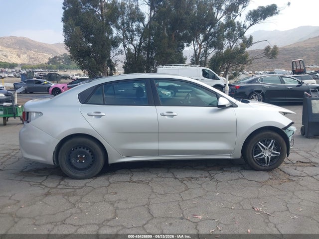 KIA RIO LX 2019 3KPA24AB2KE237220 Image 14