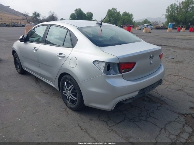KIA RIO LX 2019 3KPA24AB2KE237220 Image 3