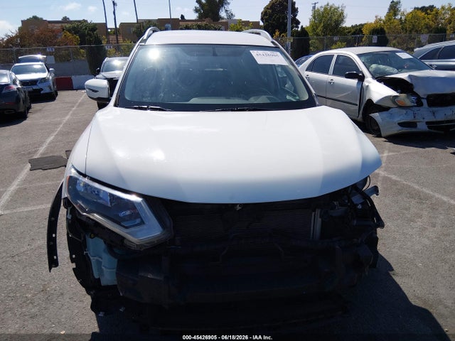 Nissan ROGUE SV 2017 JN8AT2MT6HW138408 Image 13