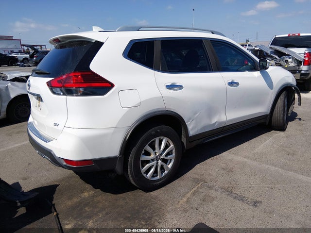 Nissan ROGUE SV 2017 JN8AT2MT6HW138408 Image 4