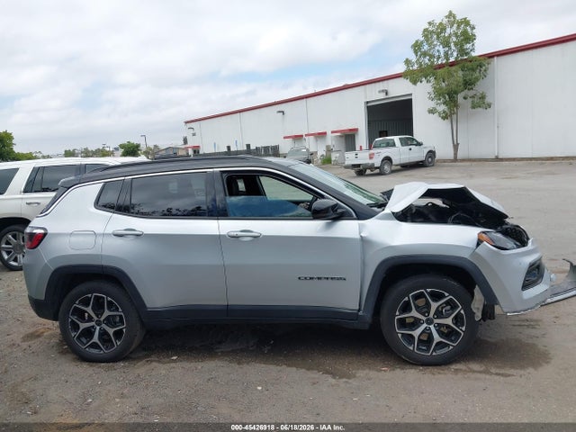 Jeep Compass Limited 4x4 2025 3C4NJDCN7ST526116 Image 13
