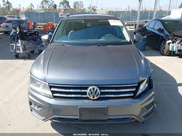 3VV3B7AX3KM153985 Volkswagen Tiguan 2.0t Se/2.0t Sel/2.0t Sel R-line/2.0t Sel R-line Black