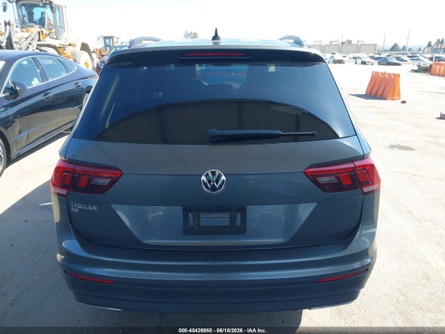3VV3B7AX3KM153985 Volkswagen Tiguan 2.0t Se/2.0t Sel/2.0t Sel R-line/2.0t Sel R-line Black