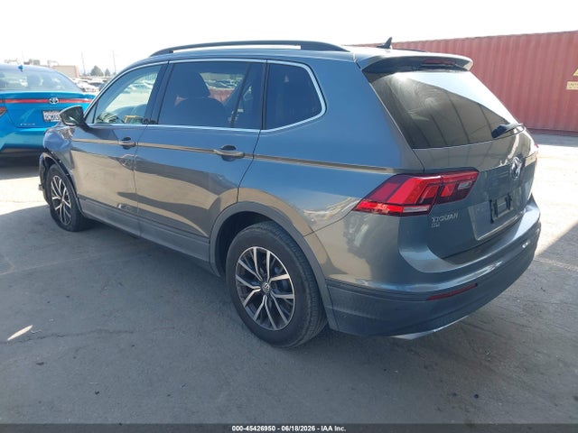 3VV3B7AX3KM153985 Volkswagen Tiguan 2.0t Se/2.0t Sel/2.0t Sel R-line/2.0t Sel R-line Black