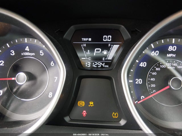 Продажа на аукционе авто 2016 Hyundai Elantra Se, vin: 5NPDH4AE2GH688933, номер лота: 45426951