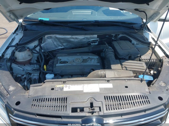 WVGAV7AX9HK041815 Volkswagen Tiguan 2.0t/2.0t S