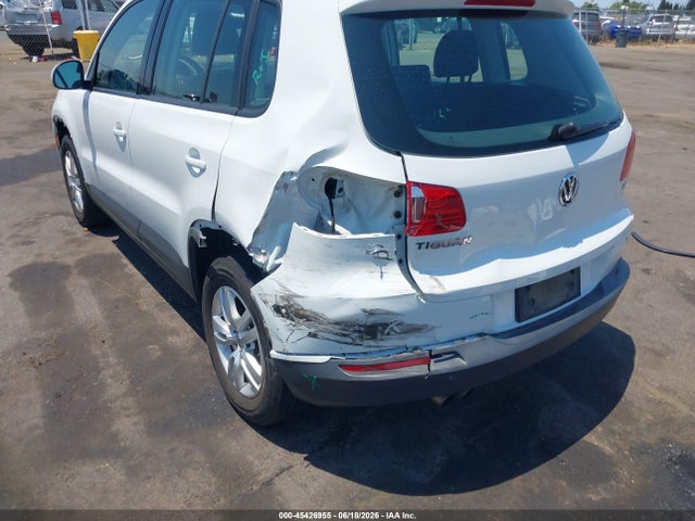 WVGAV7AX9HK041815 Volkswagen Tiguan 2.0t/2.0t S
