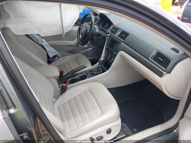 Aukcja sprzedaży 2017 Volkswagen Passat 1.8t Sel Premium, vin: 1VWCT7A39HC080637, numer aukcji: 45426998