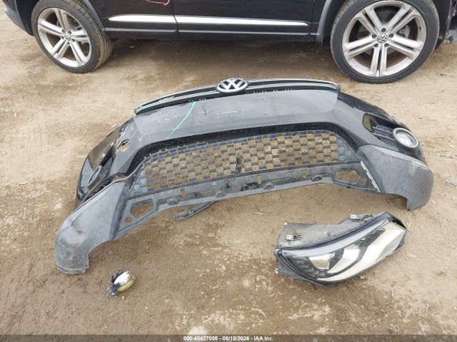 WVGAV3AXXEW071192 Volkswagen Tiguan R-line