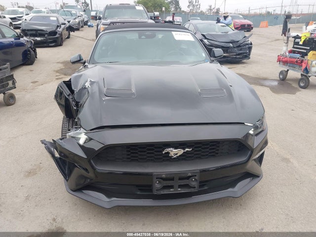 1FATP8UH2P5105326 Ford Mustang Ecoboost Premium