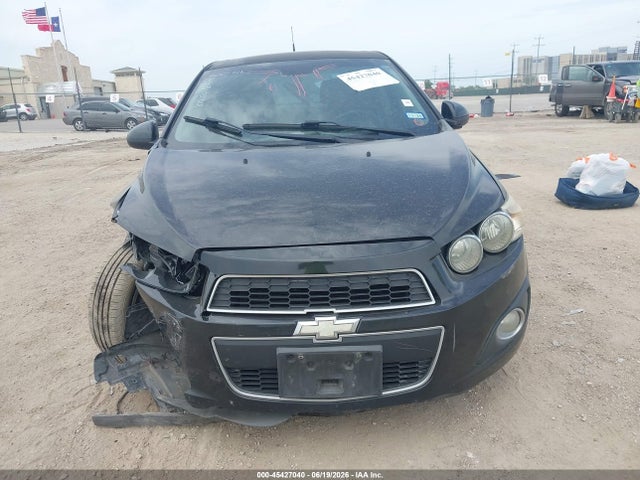 1G1JE5SH6E4184584 Chevrolet Sonic Ltz Auto