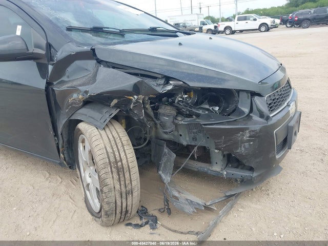 1G1JE5SH6E4184584 Chevrolet Sonic Ltz Auto