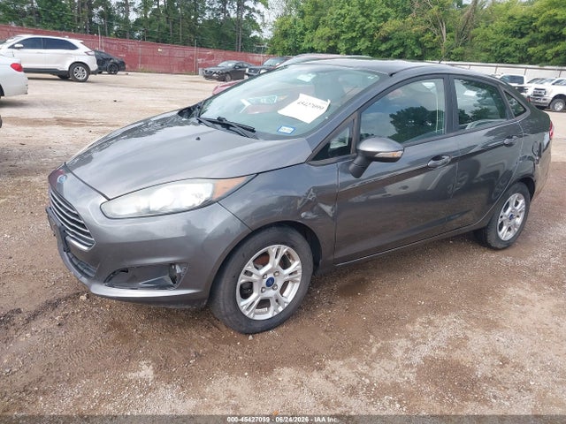 Ford FIESTA SE 2015 3FADP4BJXFM221062 Image 2