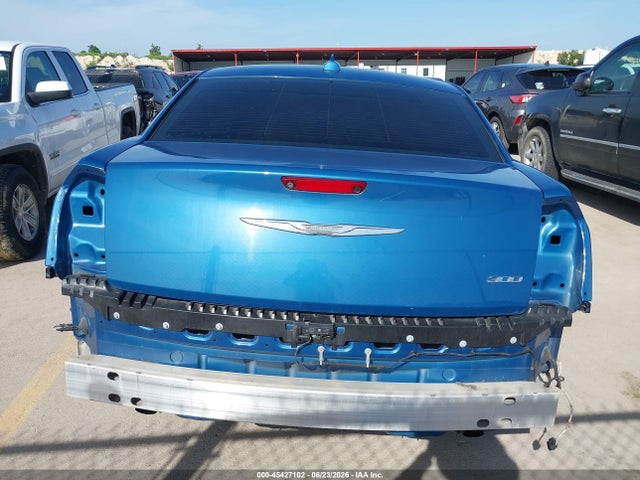 45427102 :رقم المزاد ، 2C3CCAAG7LH137477 vin ، 2020 Chrysler 300 Touring مزاد بيع