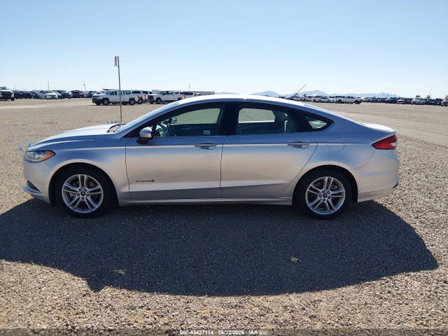 3FA6P0UU3JR279003 Ford Fusion Hybrid S