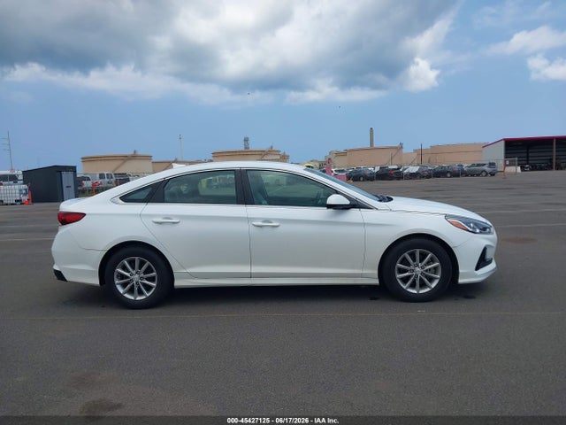 Hyundai SONATA ECO 2019 5NPE24AA1KH774911 Image 14