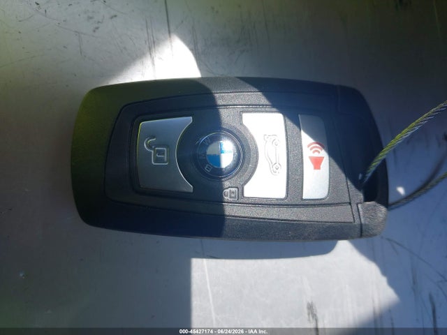 45427174 :رقم المزاد ، WBA5A5C5XFD516419 vin ، 2015 Bmw 528i مزاد بيع