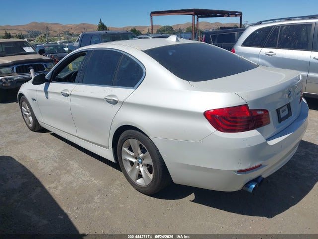BMW 528I 2015 WBA5A5C5XFD516419 Image 3
