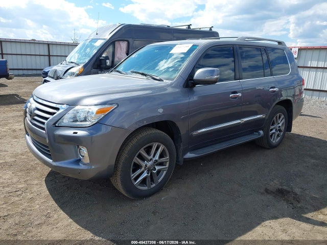 Lexus LX 570 2014 JTJHY7AXXE4159251 Image 2