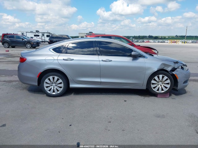2015 Chrysler 200 Lx მანქანა იყიდება აუქციონზე, vin: 1C3CCCFB3FN591973, აუქციონის ნომერი: 45427222