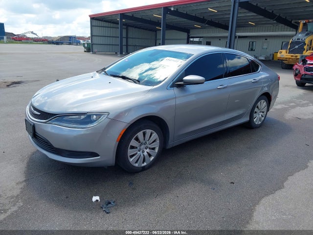 2015 Chrysler 200 Lx მანქანა იყიდება აუქციონზე, vin: 1C3CCCFB3FN591973, აუქციონის ნომერი: 45427222