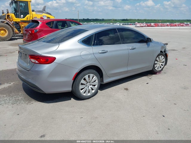 2015 Chrysler 200 Lx მანქანა იყიდება აუქციონზე, vin: 1C3CCCFB3FN591973, აუქციონის ნომერი: 45427222