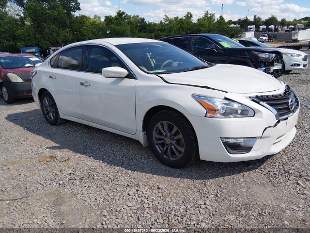 Auction sale of the 2015 Nissan Altima 2.5 S, vin: 1N4AL3AP2FC223369, lot number: 45427280