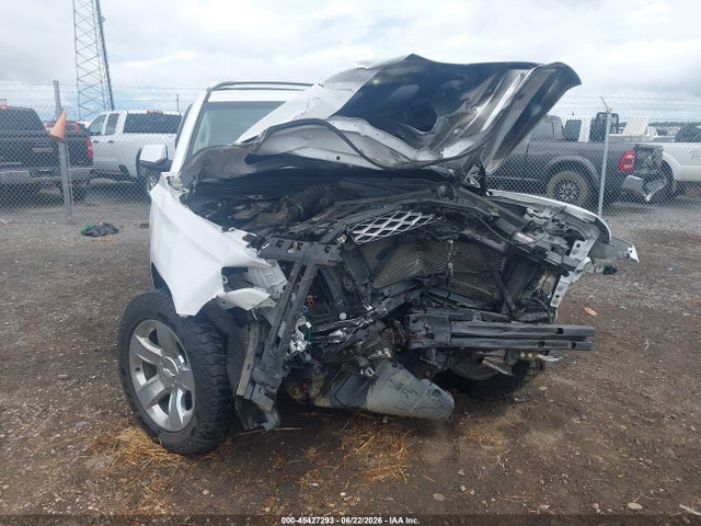 45427293 :رقم المزاد ، 1GNSCHKC0HR267286 vin ، 2017 Chevrolet Suburban Lt مزاد بيع