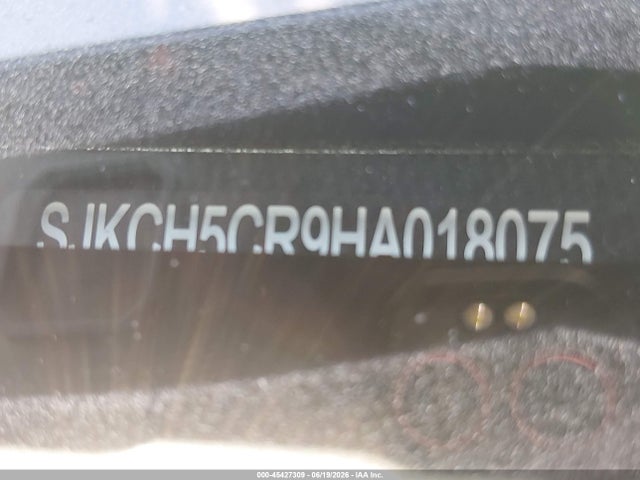 SJKCH5CR9HA018075 Infiniti Qx30 Premium