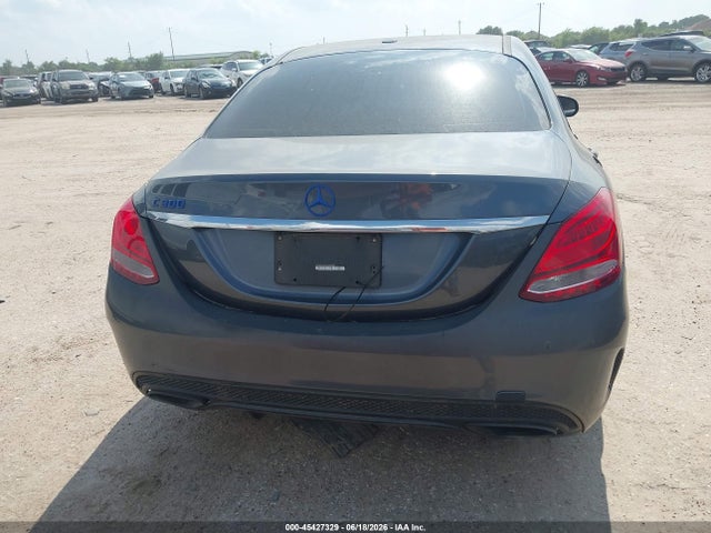 2015 Mercedes-benz C 300 Sport მანქანა იყიდება აუქციონზე, vin: 55SWF4JB7FU044988, აუქციონის ნომერი: 45427329