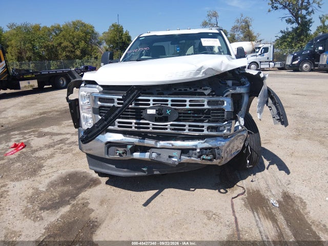 45427340 :رقم المزاد ، 1FDUF5GT0PDA03752 vin ، 2023 Ford F-550 Chassis Xl/xlt مزاد بيع