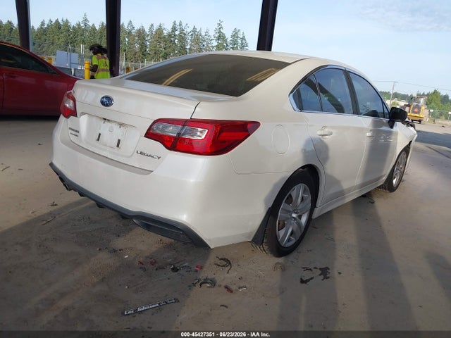 Subaru Legacy 2.5i 2018 4S3BNAA64J3021596 Image 4