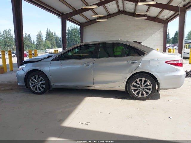 4T4BF1FK4FR471724 Toyota CAMRY XLE