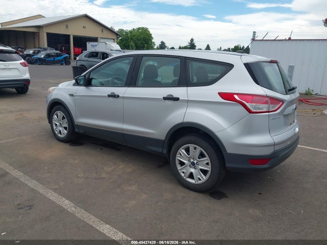 Ford ESCAPE S 2014 1FMCU0F77EUB32674 Image 3