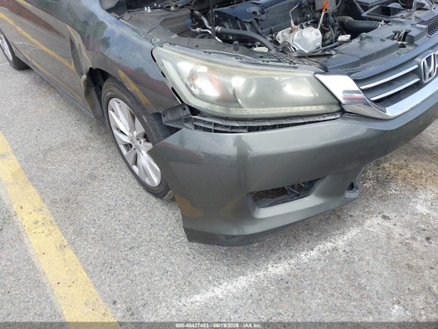 Honda ACCORD EX 2014 1HGCR2F75EA004888 Image 17
