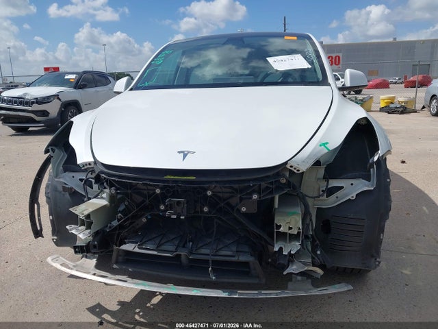 2021 Tesla Model Y Long Range Dual Motor All-wheel Drive მანქანა იყიდება აუქციონზე, vin: 5YJYGDEEXMF269611, აუქციონის ნომერი: 45427471