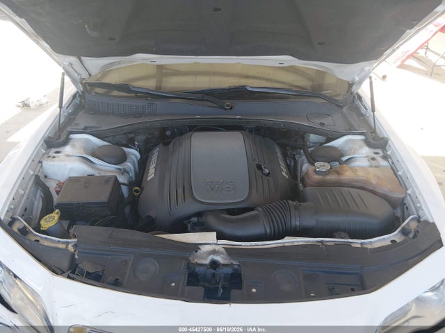 2013 Chrysler 300c მანქანა იყიდება აუქციონზე, vin: 2C3CCAET6DH661924, აუქციონის ნომერი: 45427500